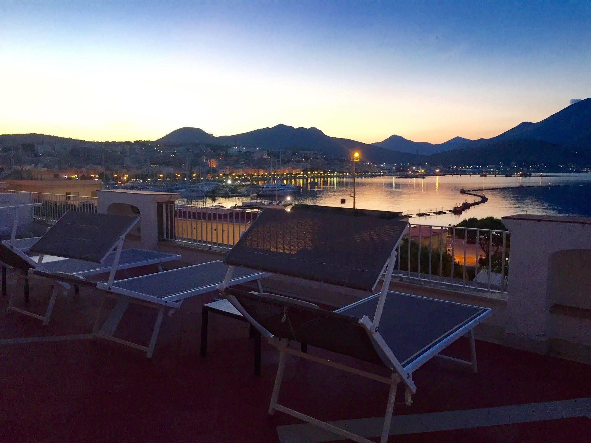 Hotel Gajeta Gaeta Esterno foto